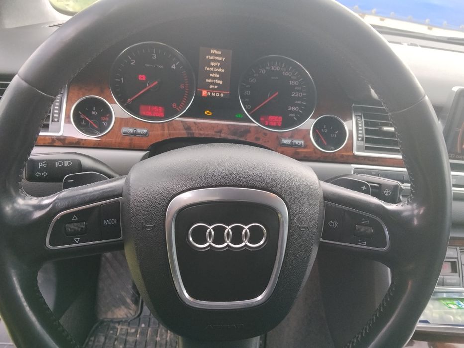 AUDI A8 2005 — imagine 2