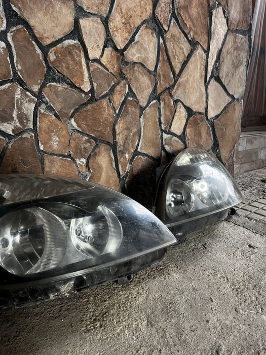 Фарове за Рено Клио 2001 1.2 -Renault Clio 2001 1.2
