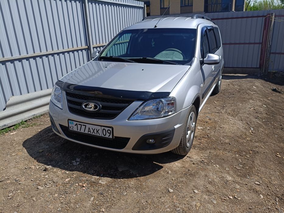 Продам Лада Ларгус 2014г