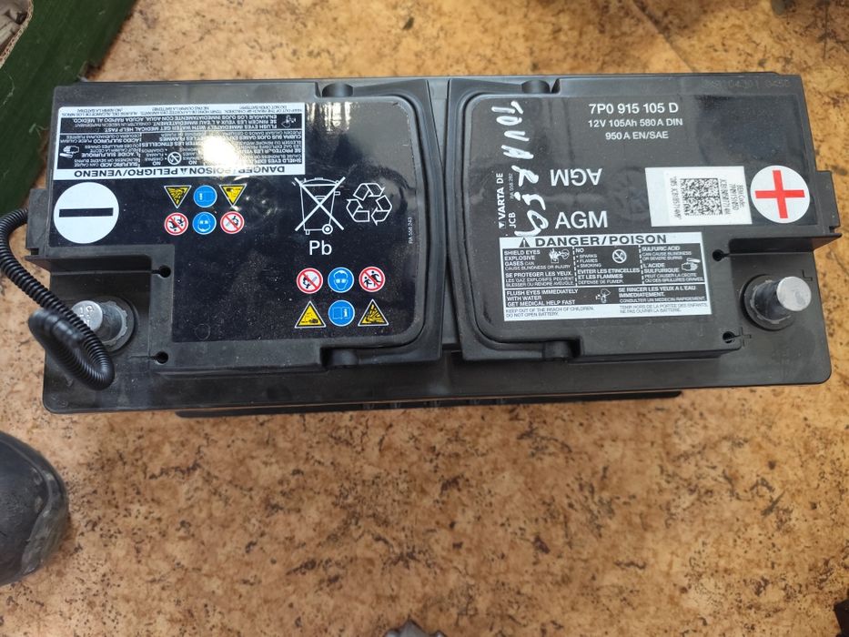 Акумулатор VARTA AGM VAG 000915105cf / 7P0 915 105 D
