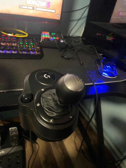 Volan LOGITECH G29 + Shifter