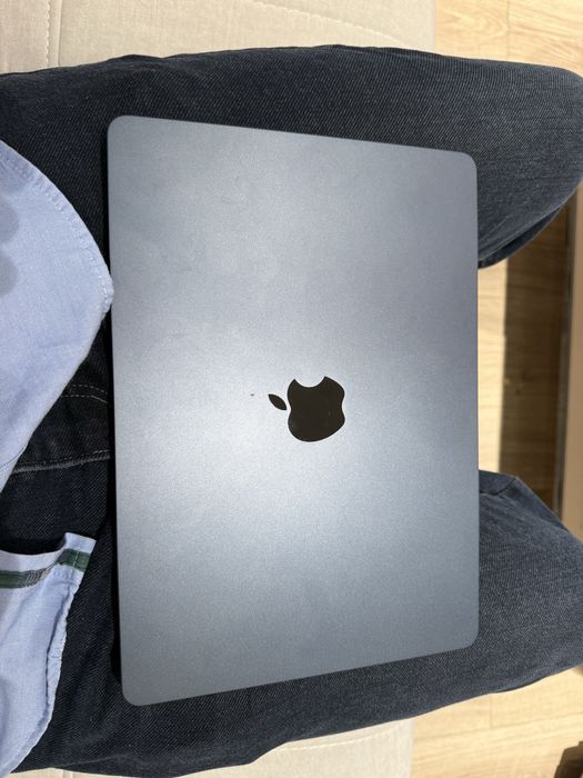 Macbook m2 air 16/1TB blue