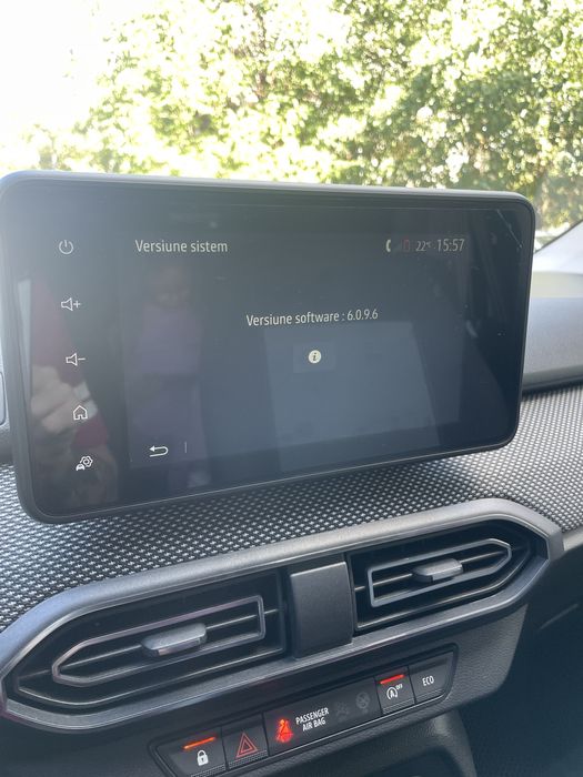 Navigatie MediaNav Dacia Logan 3/Sandero 3