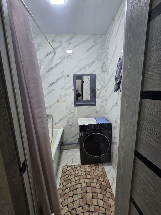 Срочно  сдаётся  квартира  сергели  5 2 ком рядом  метро  линия  2 бек