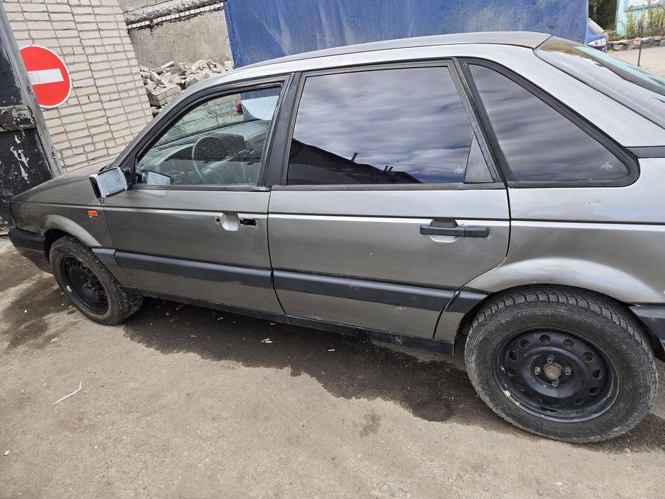 Продам машину пасат б3