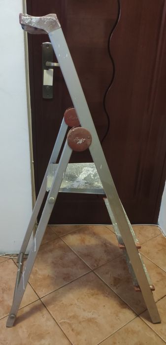 Scară HAILO 4566 din Aluminiu!