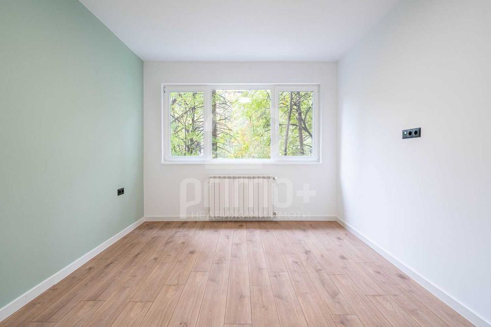 Продава се Тристаен апартамент в София, Борово - 70 кв.м за 3986 €/кв.м - Снимка #11