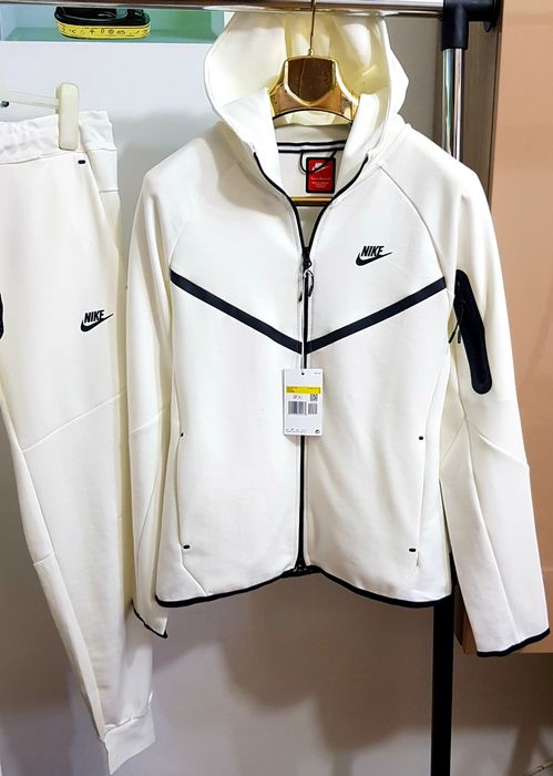 Compleu Nike Tech  premium