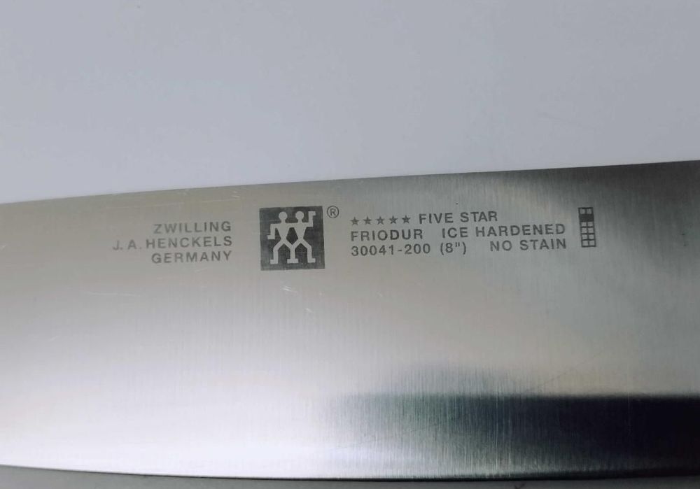Cuțit ZWILLING Santoku Five Star 30041-200