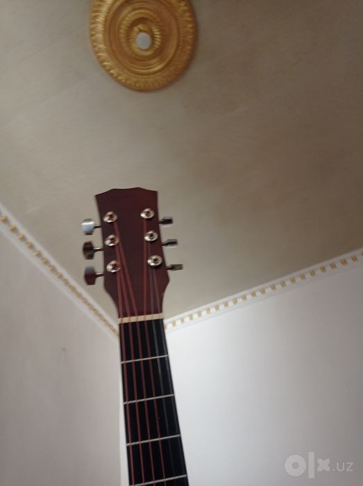 Gitara bartel bor narxi 650ming