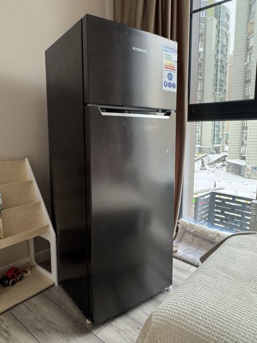 Продам холодильник Leadbros HD-216