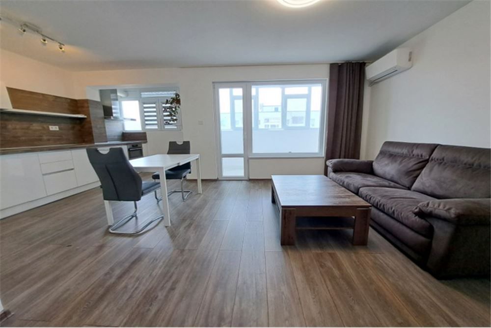 Дава се под наем Двустаен апартамент в Варна, Гранд Мол Варна - 70 кв.м за 433.5 € - Снимка #7