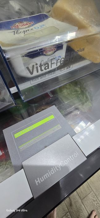 Продам двухкамерный холодильник