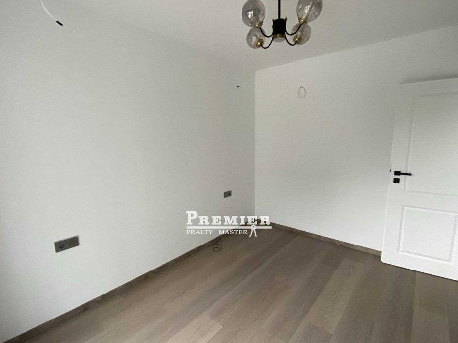 Продава се Двустаен апартамент в к.к. Слънчев бряг - 48 кв.м за 1111 €/кв.м - Снимка #4