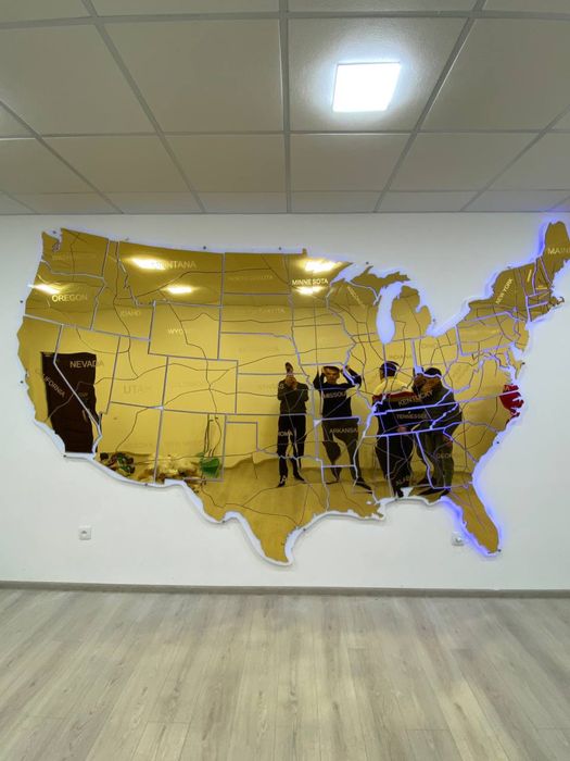 Uy va ofisingizni , 3D dunyo xaritasi bilan bezang