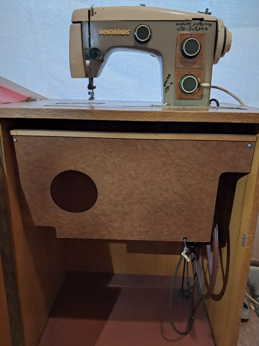 Веритас  Текстима швейная машина