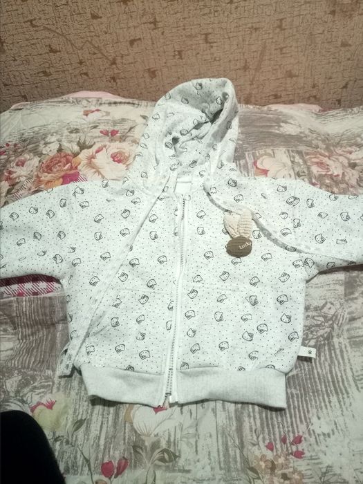 Детская кофточка