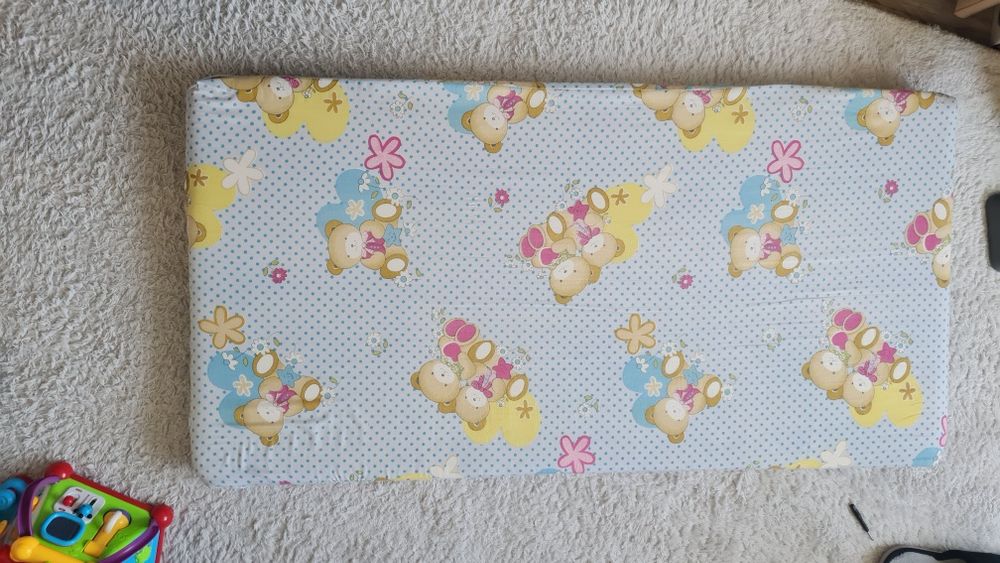 Матрак за бебешко легло, кошара