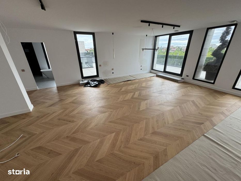 Vila LUX|400mp UTILI |5-6 Camere |2 Parcari |intre OMV - Erou Iancu