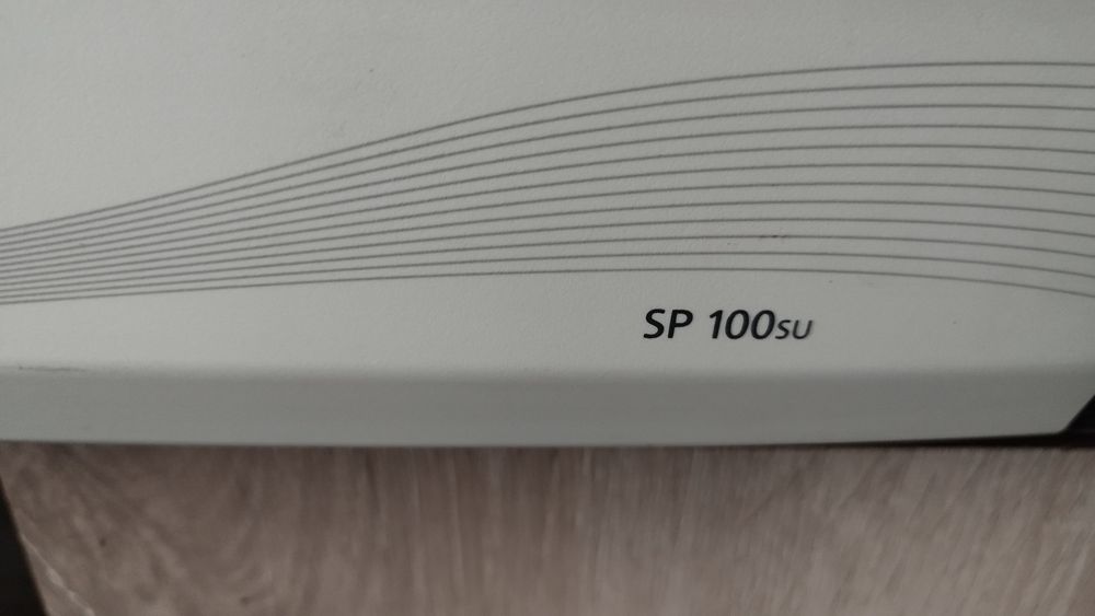 Принтер  черно белый