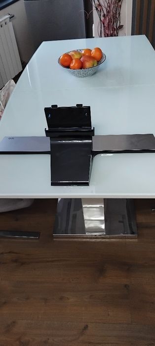 Стойка за телевизор