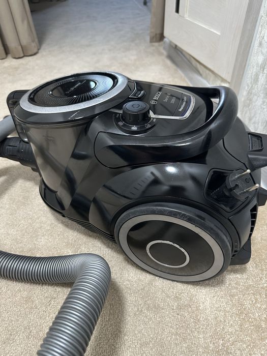 Пылесос Bosch ideal тянет отлично