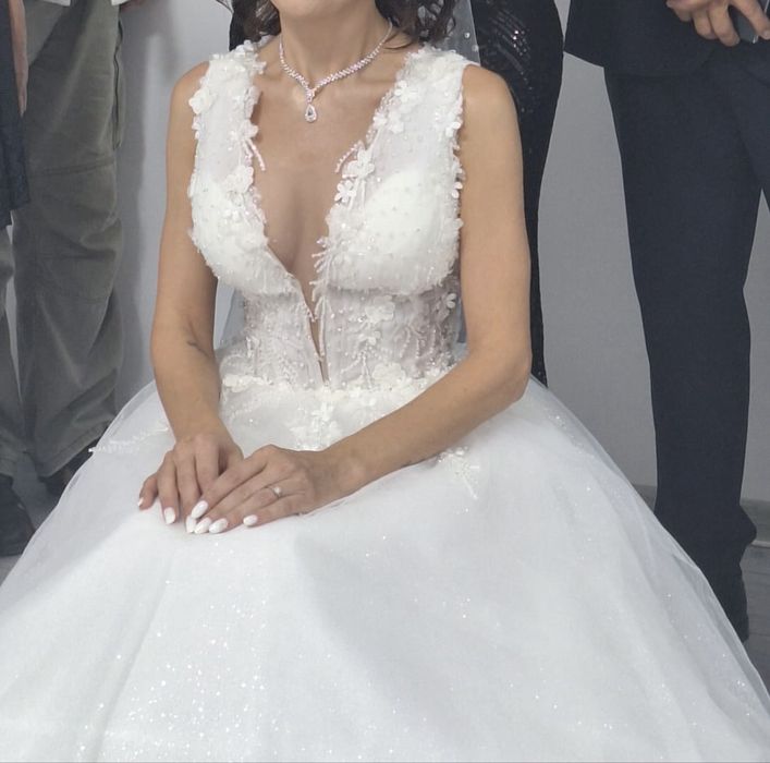 Rochie de mireasa alba, xxs/xs, corset , crinolina 3 cercuri, CA NOUA