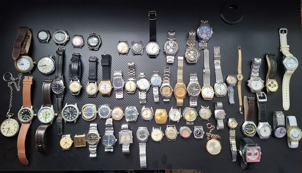 Лот от часовници - механични и кварцови