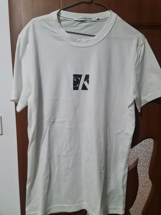 Tricouri cK marimea L