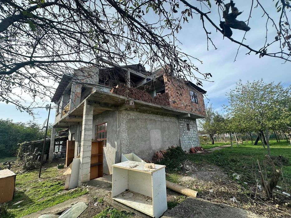 Продава се Къща в с. Калипетрово, Област Силистра - 300 кв.м за 187 €/кв.м - Снимка #3