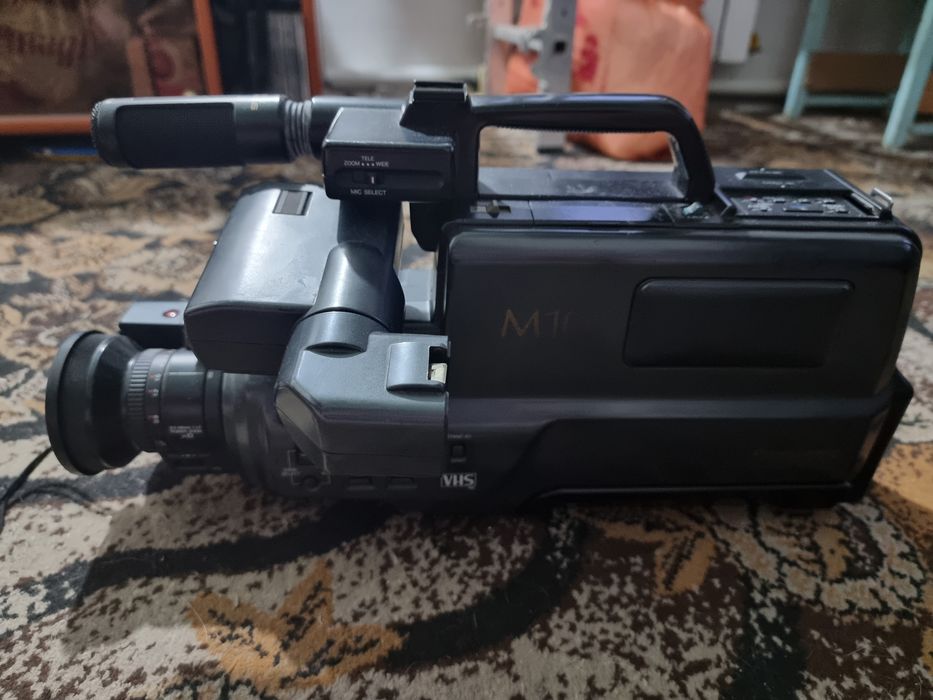 Камера профессиональная Panasonic