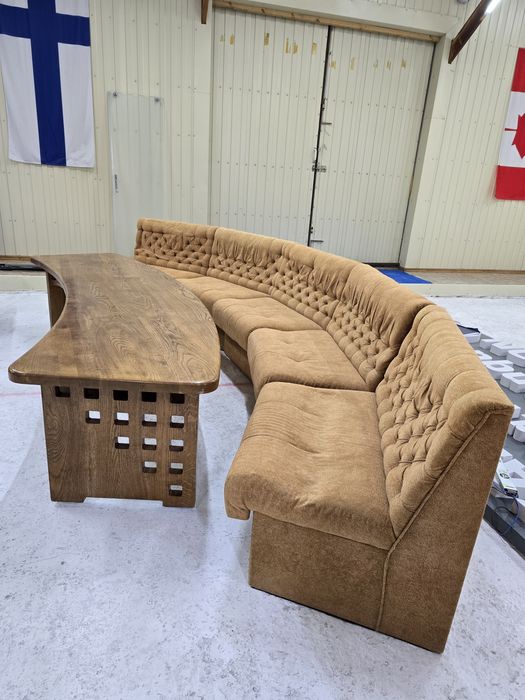 Продам Стол из дуба