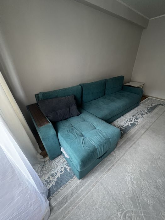 Диван б/у в хорошем состоянии