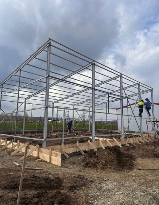 Se vinde structura metalica 7x12x4
