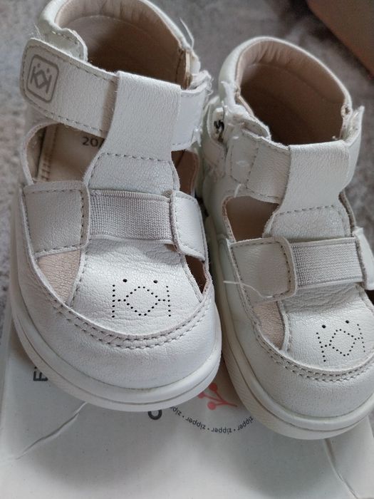 Детски обувки  (цената е за чифт)
