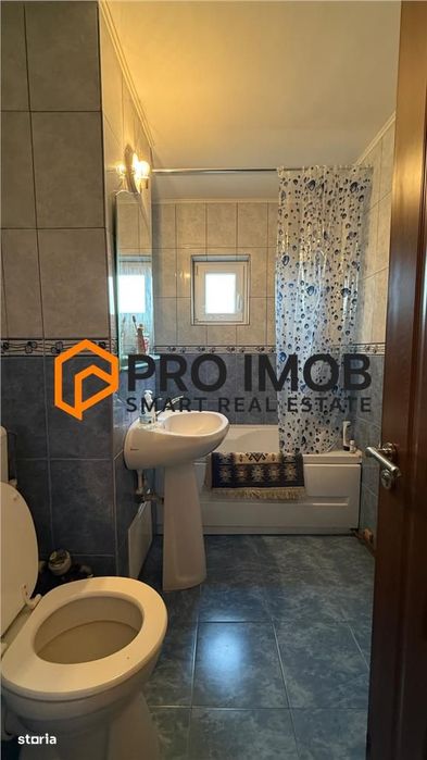 Apartament 3 camere cf 1 decomandat zona Centru