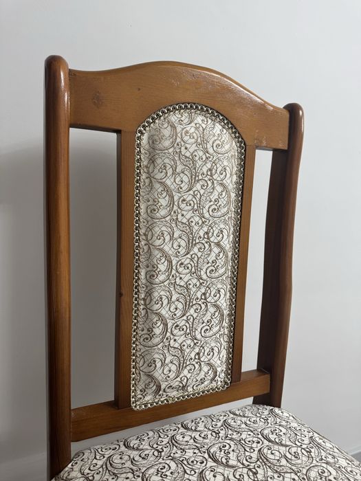 Продам стулья 8 шт в хорошем состоянии