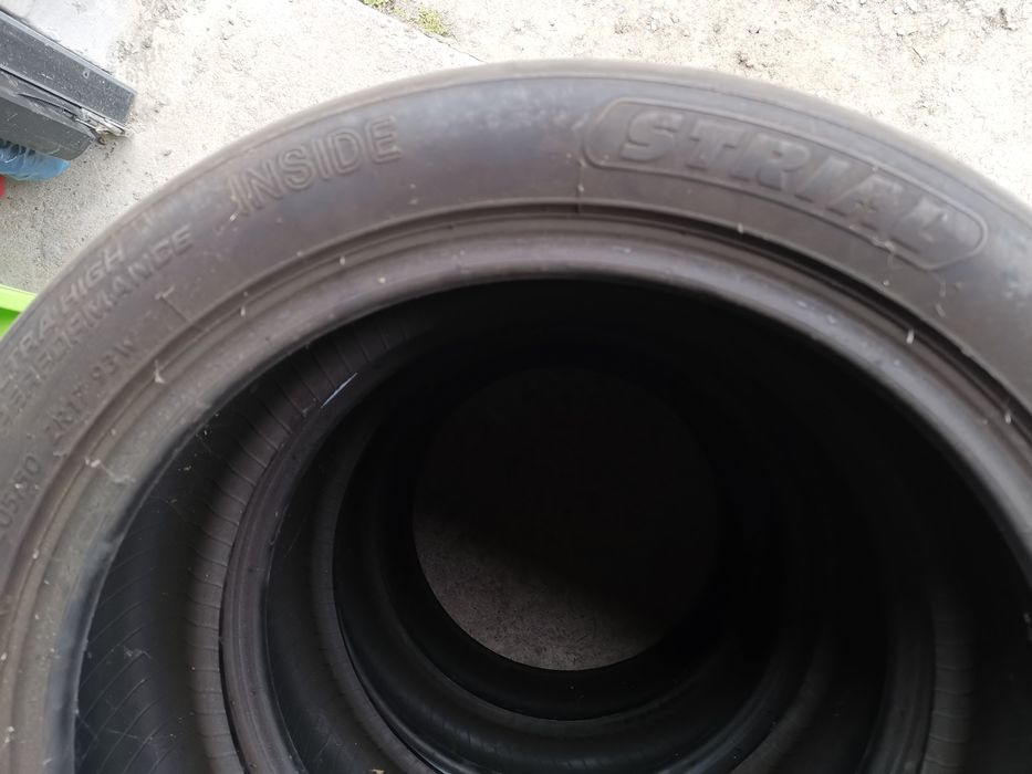 Vând cauciucuri 205/50 R17 de vară