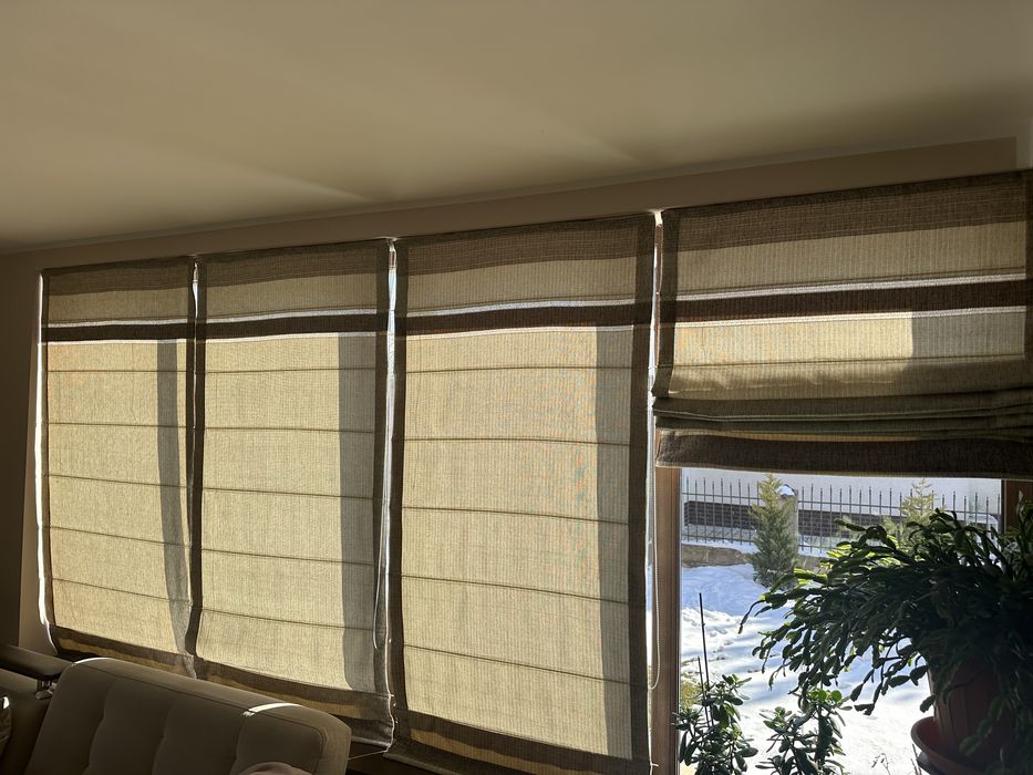 Storuri romane jaluzele