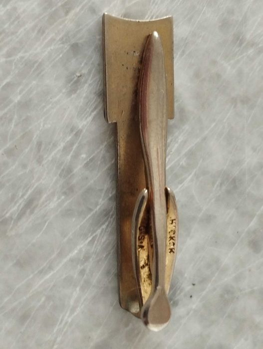 Стари игли за вратовръзки