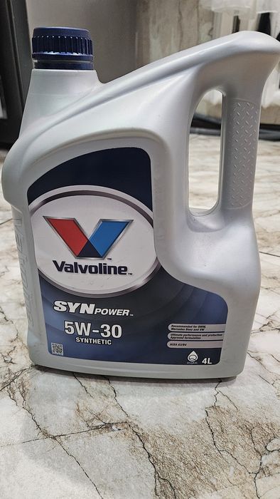 Продам моторное масло