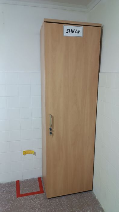 Шкаф пенал продаётся