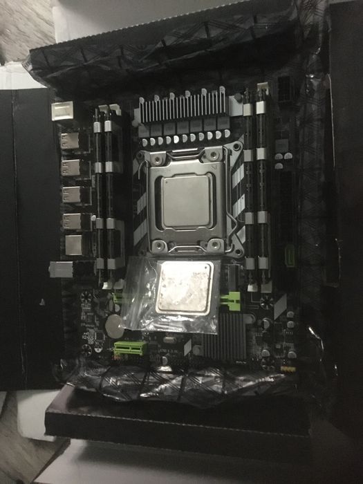 Комплект Xeon дешево