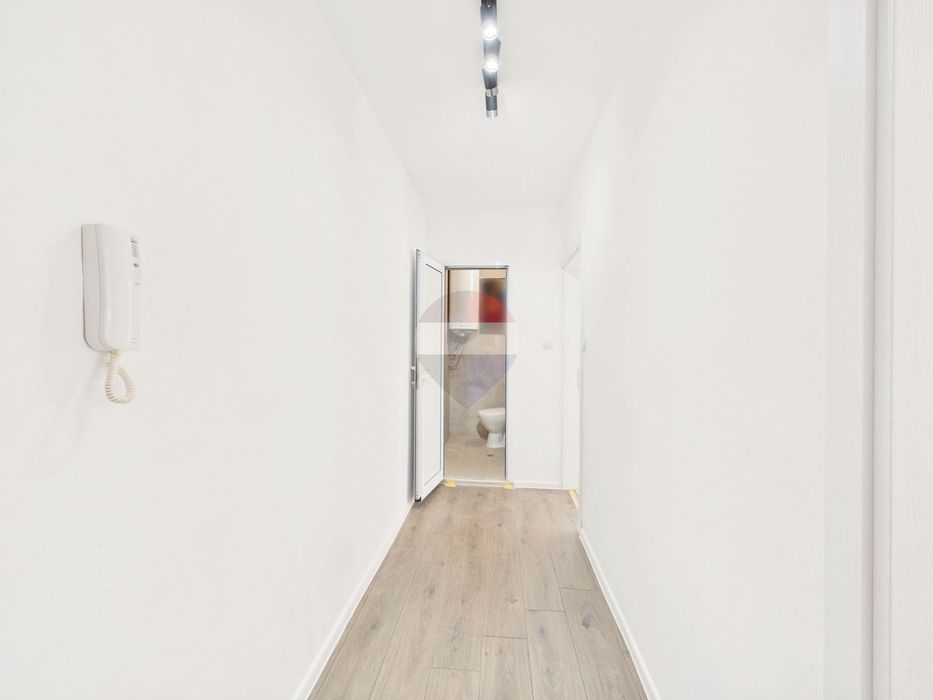 Продава се Двустаен апартамент в Варна, Трошево - 52 кв.м за 2212 €/кв.м - Снимка #8