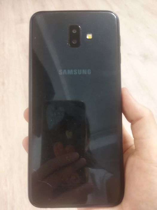 Samsung galaxy j6+