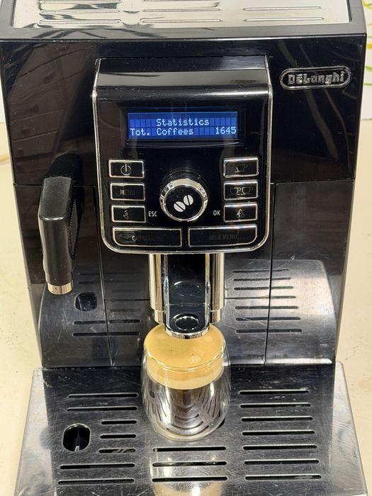 Кафемашина кафе автомат delonghi с гаранция