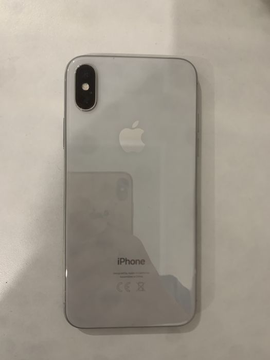 Продам айфон х в хорошем состоянии