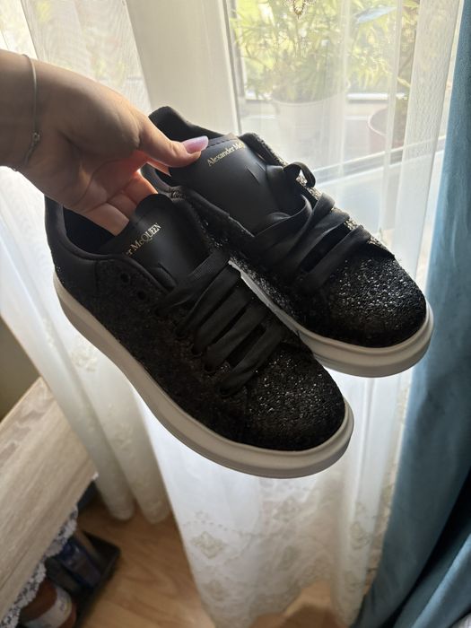 Adidasi Alexander McQueen