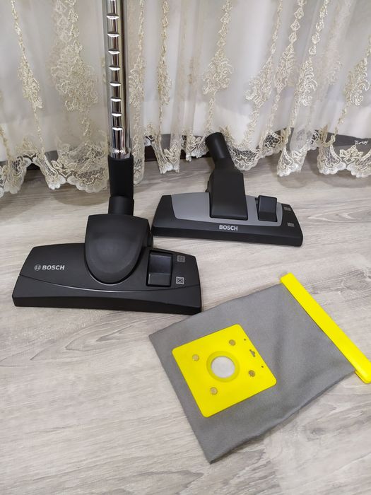 Комплектующие для мясорубки и для пылесосов, нож, шестерёнки, толкател