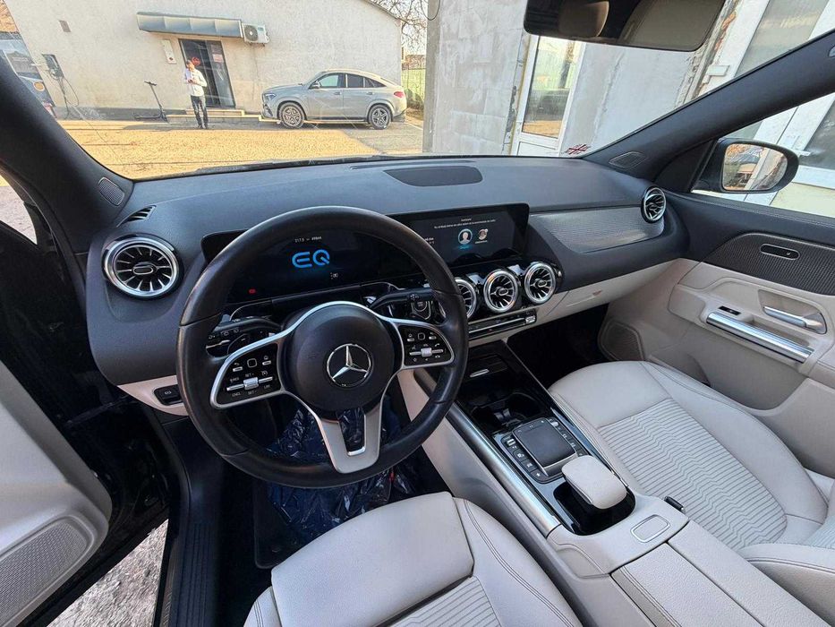 MERCEDES-BENZ EQA 2022 — imagine 4